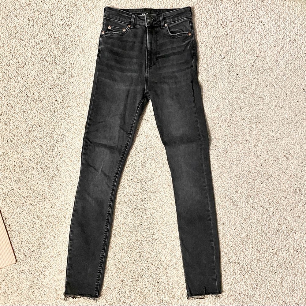 Zara jeans